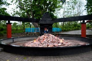 kayangan api kota Bojonegoro bendung gerak